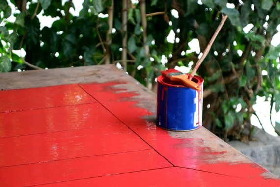how to paint garden furniture